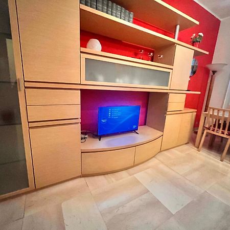 Sky Apartment A Due Passi Dalla Stazione Collegno Luaran gambar