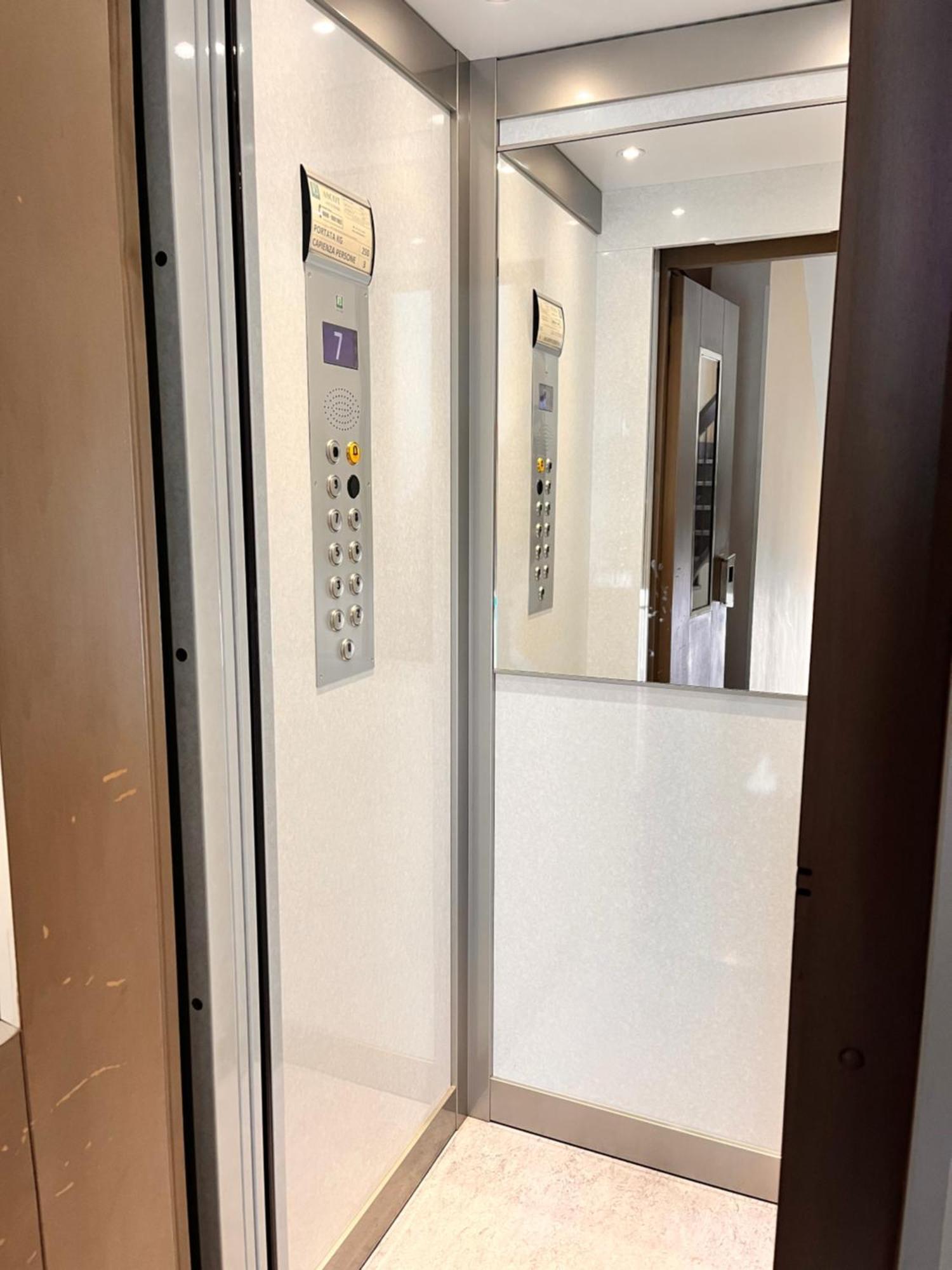 Sky Apartment A Due Passi Dalla Stazione Collegno Luaran gambar